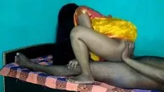 चलाएँ मेरे साथ भाभी के साथ सेक्स करना बाद में कॉमरेड का चीरहरण करना