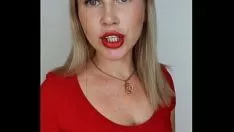 Afspelen Russische milf dialoog alles behalve sleeën naar zwervers met haar economie