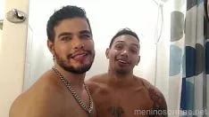 Oynat Offstage - rico marlon & jay anders - eyersiz