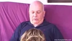 Играть Шаловливый бродяга замужняя женщина трахается с неизвестными тактильными ощущениями.
