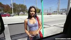 Afspelen Latina nikki kay is alles behalve haar geld op de spang bus (bb15058)