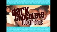 Jouer ADN - champions de la baise au chocolat aigre-doux - spectacle d'images animées de cire