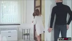 চালান বোসোমি ট্রেসি এবং তার ভক্ত খেলা