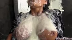 تشغيل لعبة مارس الجنس bukkake الطفل