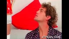 Redare Bebelușului îi place pick fetich-ul să-și învingă picioarele școlii și plăcinta cu blană