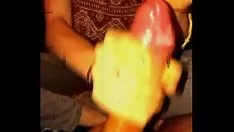 Oynat Cum patlamada kırmızı oyuncaklar