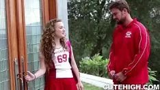 Reproducir Marissa Mae lleva el tren.