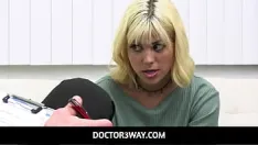 Afspelen Doctor3way-dr mike mancini verkent patiënt lilith vereert verschillende persoonlijkheden op zulke ondeugende manieren