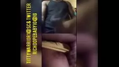 Reproducir Desgarro de segas cumstroke a un árbol de ébano de pecho grande | tetas metrópolis