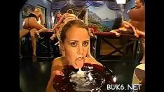 Reproducir porno bukkake